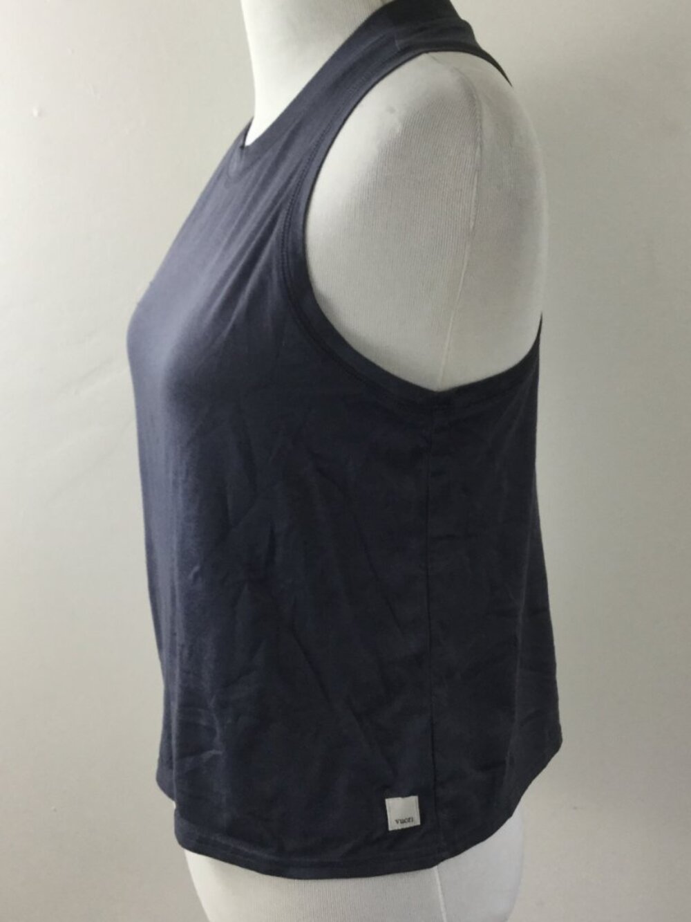 Vuori Charcoal Sleeveless Top s - Picture 3 of 6